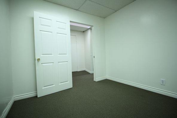 Crenshaw Bloulevard : 17725 Crenshaw Blvd, Torrance, CA 90504